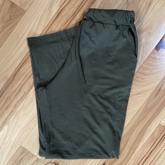 Batwing Sleeve Tee With Drawstring Waist Pants - Picture 5 of 7